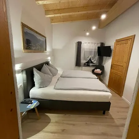 Zimmer Bei Landhaus Mayr Maurach  Exterior photo